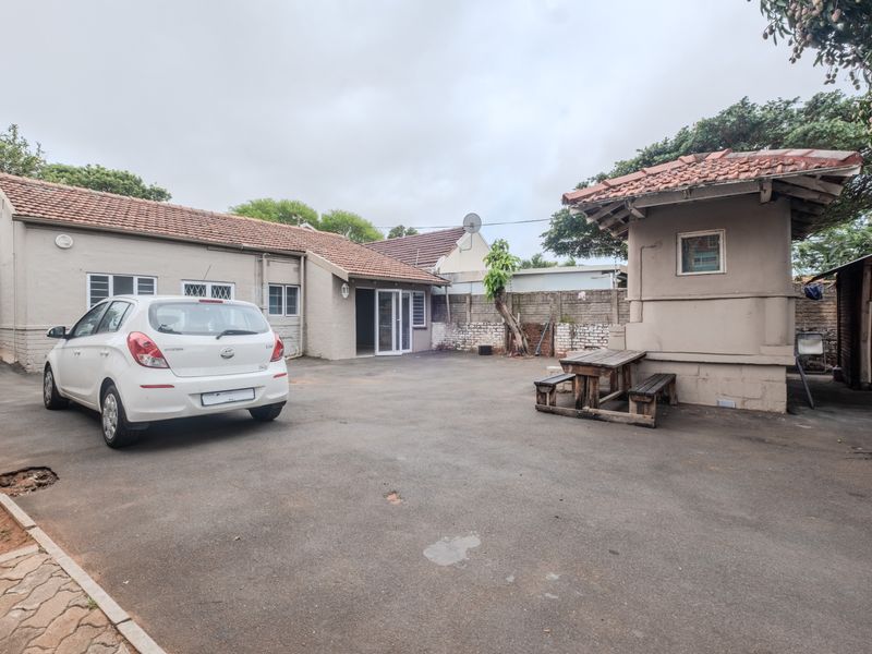 Spacious 3 Bedroom Home to Let in Athlone - Photo 3