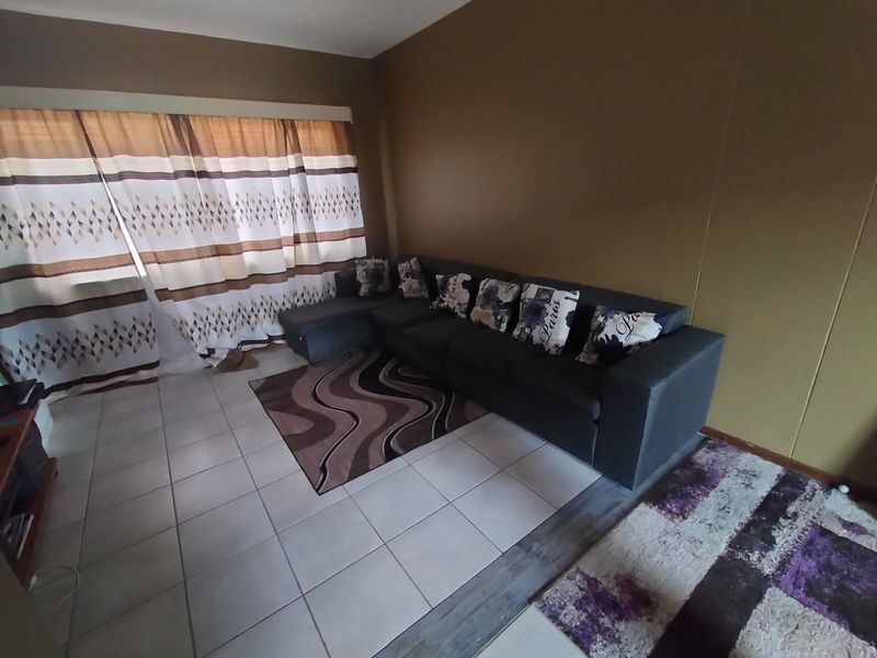 Perfect Starter or Investment Flat in Pretoria North - Photo 5
