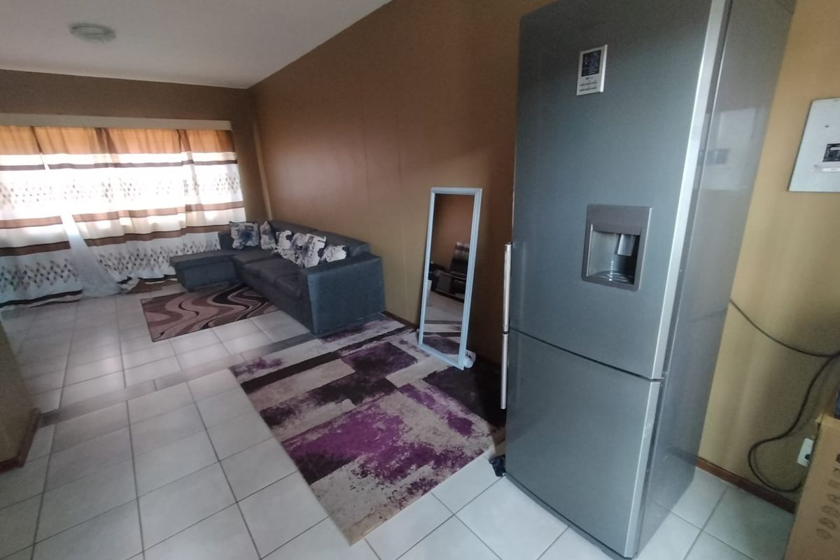 Perfect Starter or Investment Flat in Pretoria North - Photo 3