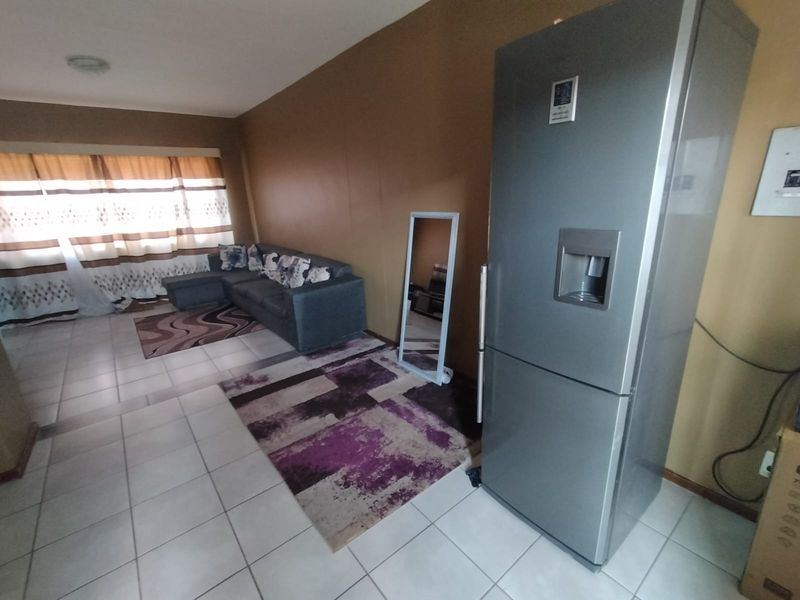 Perfect Starter or Investment Flat in Pretoria North - Photo 3