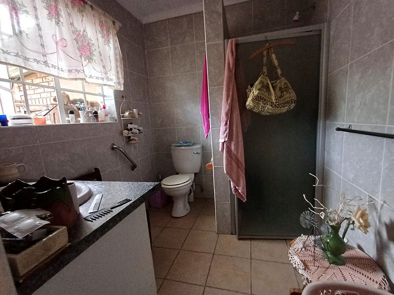 Townhouse in retirement Village for sale - Photo 6