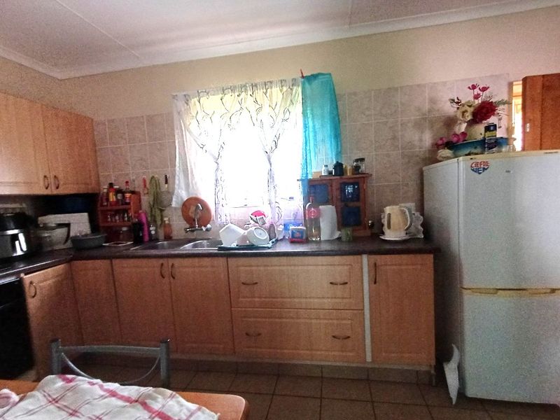 Townhouse in retirement Village for sale - Photo 2