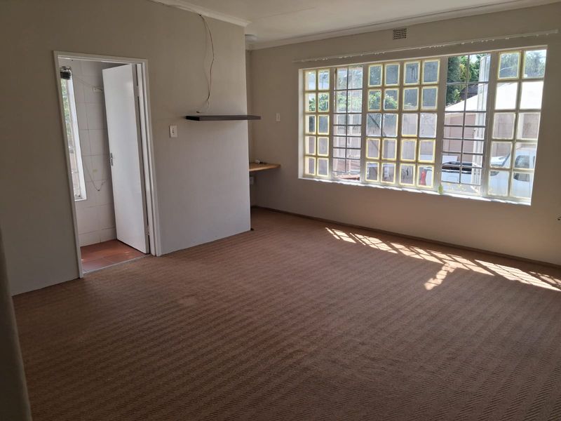 Modern 3 Bedroom House to rent  in Heidelberg Central - Photo 8