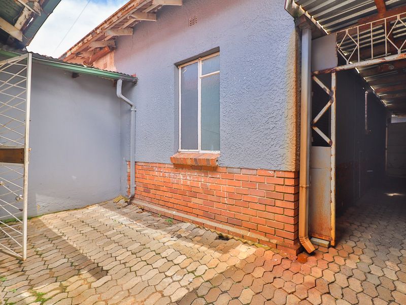 Lovely Church - Bring Your Congregation- Or cnr stand Business Potential!!! - Photo 8