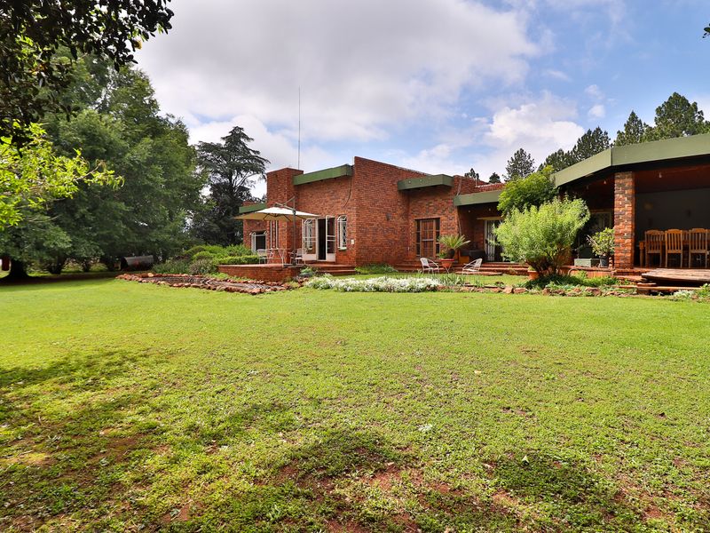 Family Home Overlooking Pond and Bird Life - Furtile Soil !!! And More - Photo 7