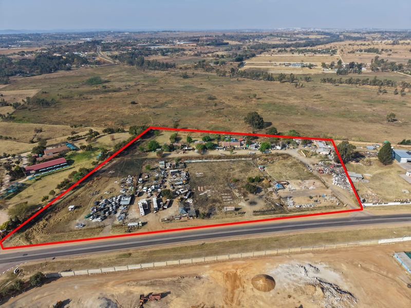 Prime Development Opportunity with Main Road Exposure 4.31ha - Photo 8