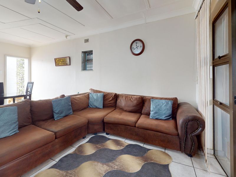 Starting to bid from R999,000! Non-Distressed Live Luxury Auction! - Photo 5