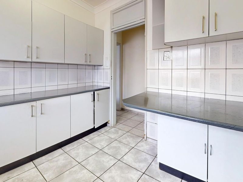 Starting to bid from R999,000! Non-Distressed Live Luxury Auction! - Photo 8