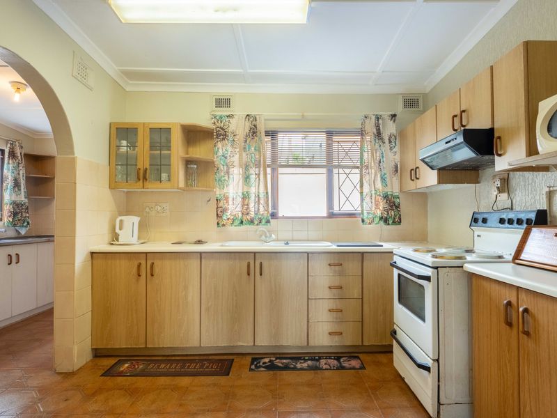 Peaceful Coastal Living with Private Garden Charm - Photo 3