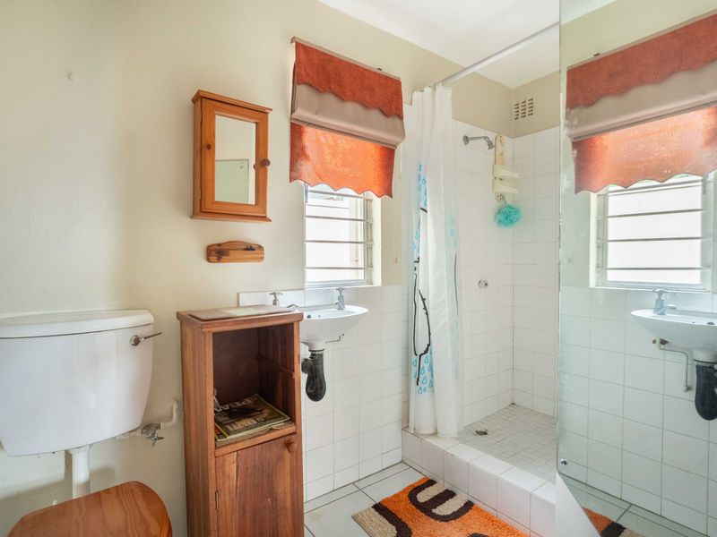 Peaceful Coastal Living with Private Garden Charm - Photo 9