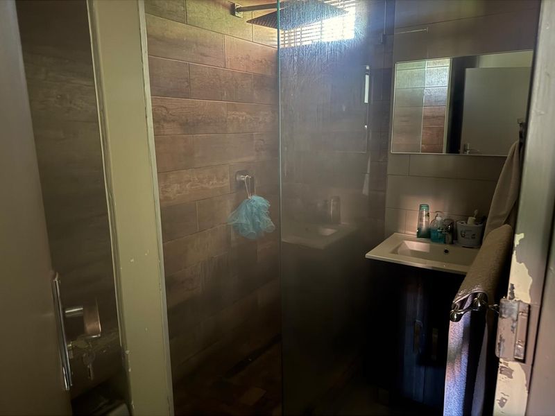 Prime Moot Block Offering Excellent Rental Potential - Photo 10