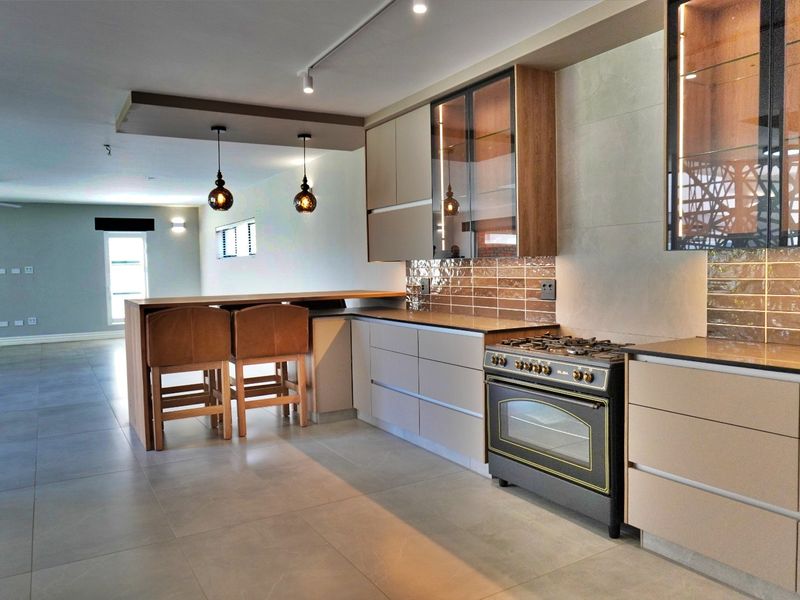 Brand-New Luxury Home in Exclusive Gated Estate - Photo 5