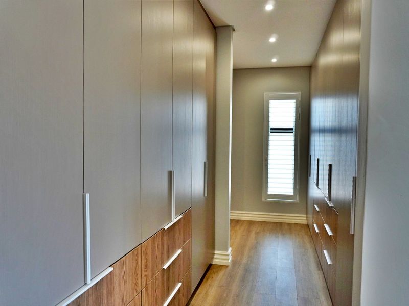 Brand-New Luxury Home in Exclusive Gated Estate - Photo 10