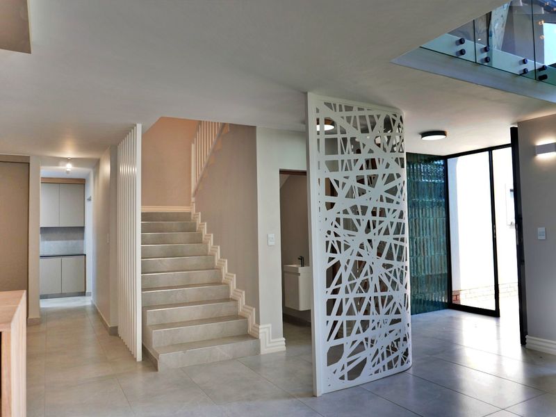 Brand-New Luxury Home in Exclusive Gated Estate - Photo 2