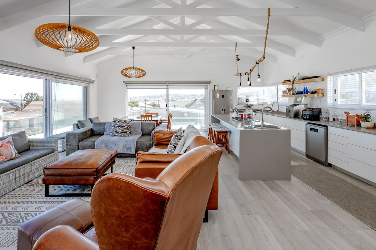 Coastal Character Meets Modern Living in L’Agulhas - Photo 5