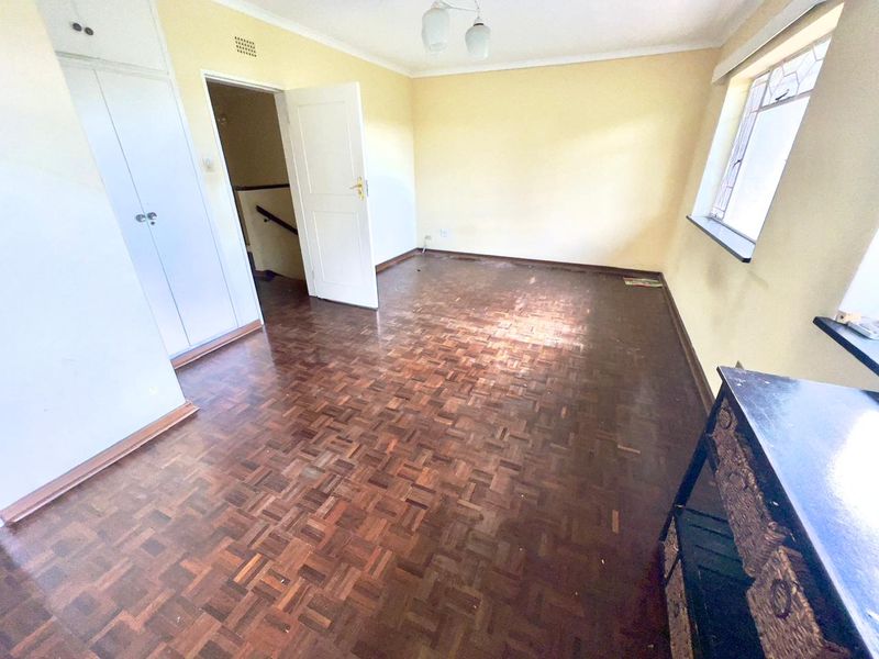 Space and More Space!!! What more do you want? - Photo 8