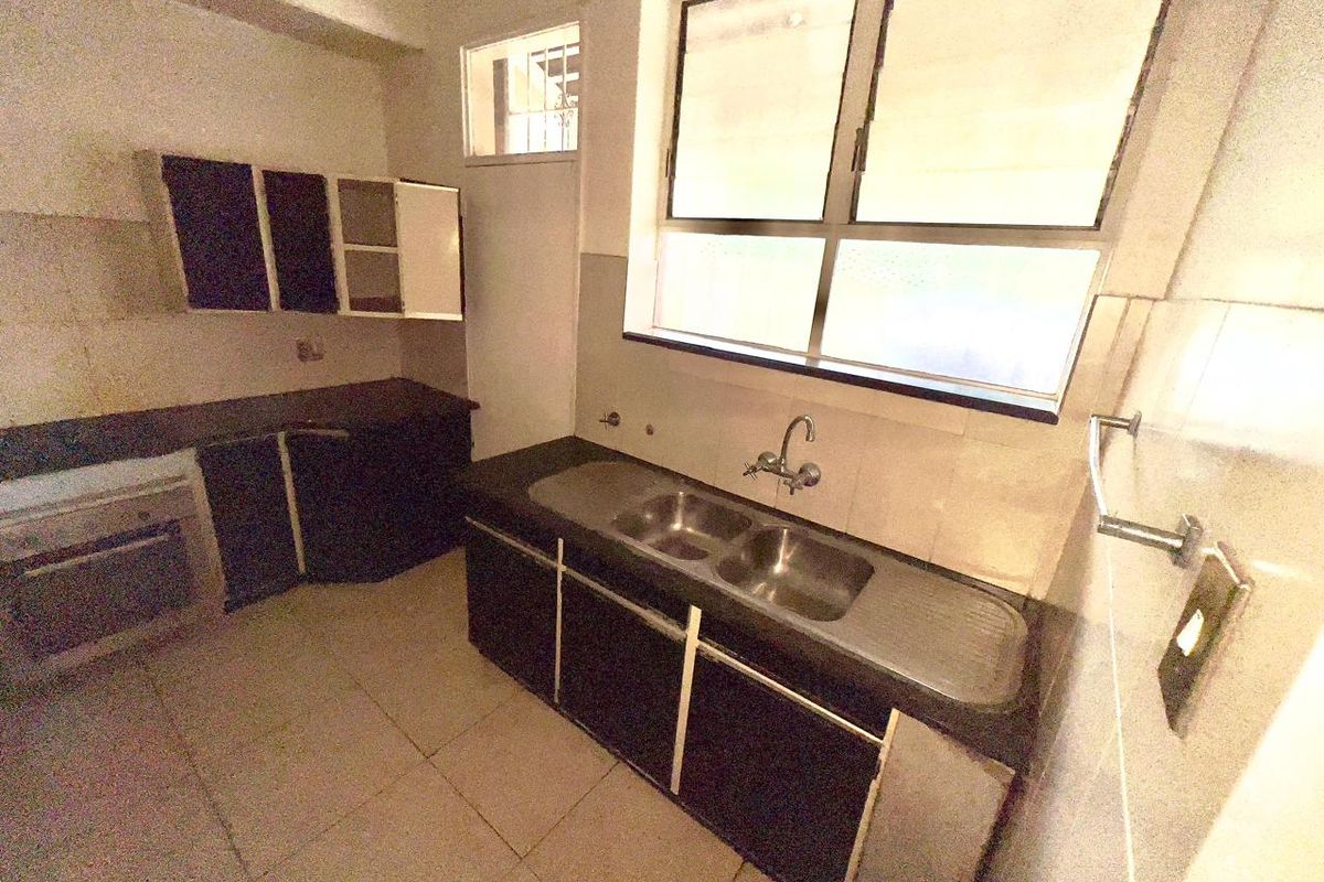 Space and More Space!!! What more do you want? - Photo 5