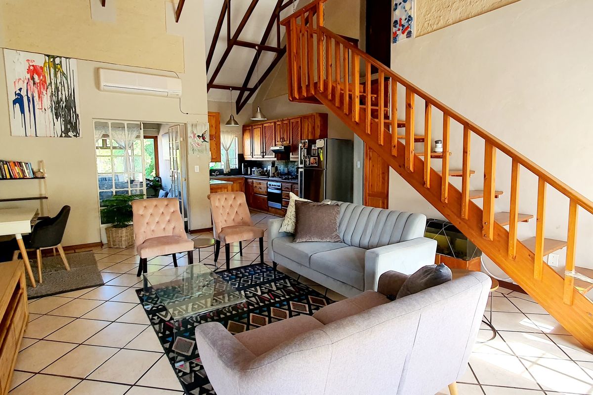 3 bedroom townhouse for sale, in Louis Trichardt. - Photo 4