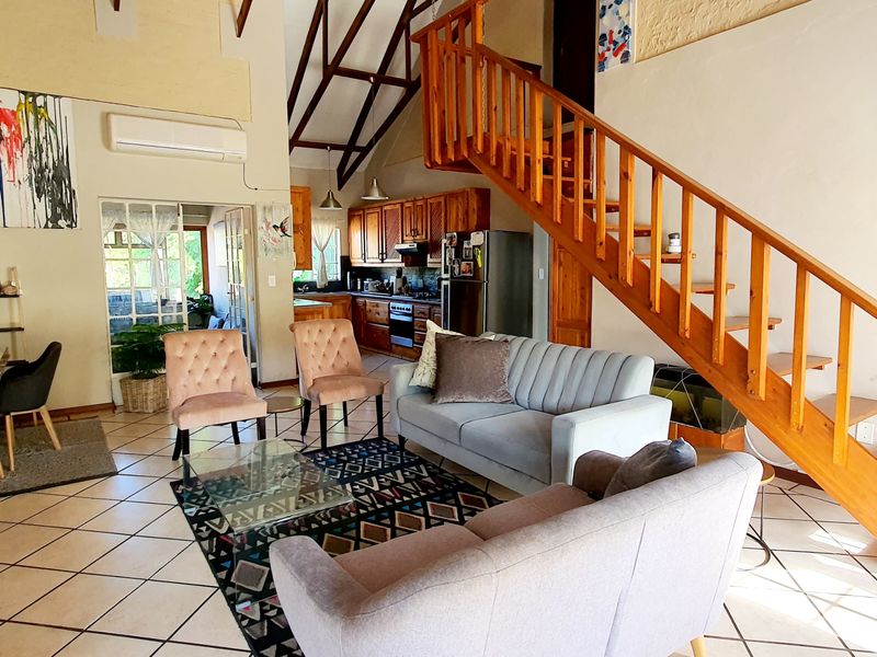 3 bedroom townhouse for sale, in Louis Trichardt. - Photo 4