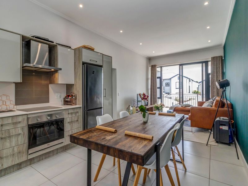 NO TRANSFER DUTY and appliances included! - Photo 5