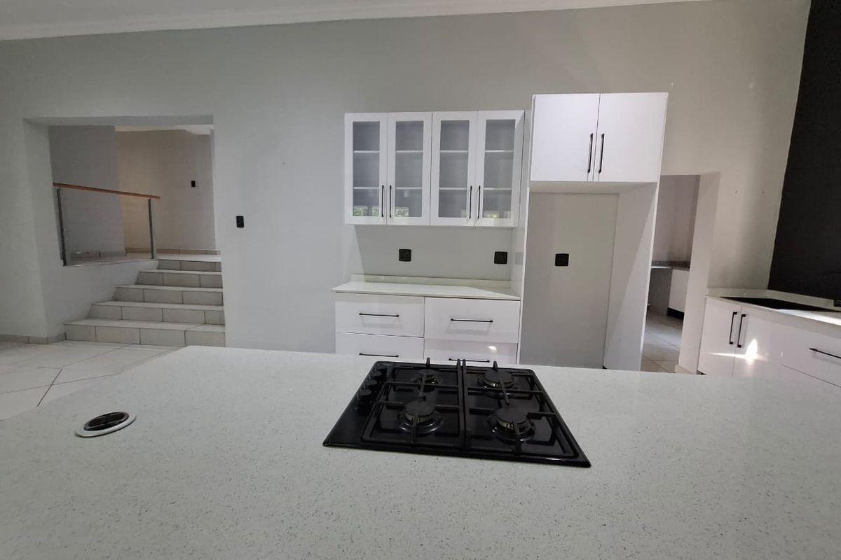 Coastal Luxury Living in Meer en See – Your Dream Home Await. - Photo 5