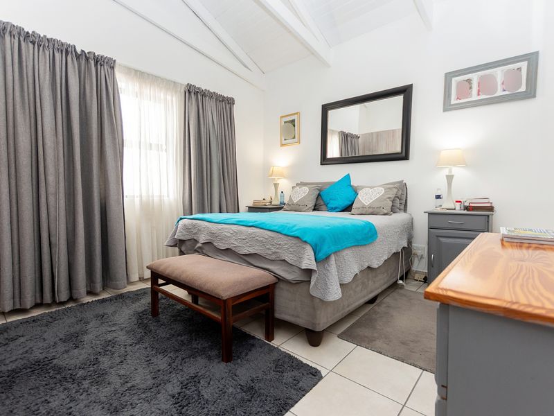 Don’t Miss Out on This Stunning Home – It Won’t Stay on the Market for Long! - Photo 4