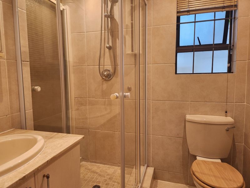 Time to scale down? - Photo 10