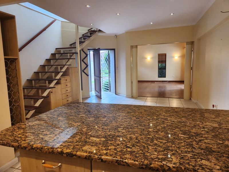 Time to scale down? - Photo 5