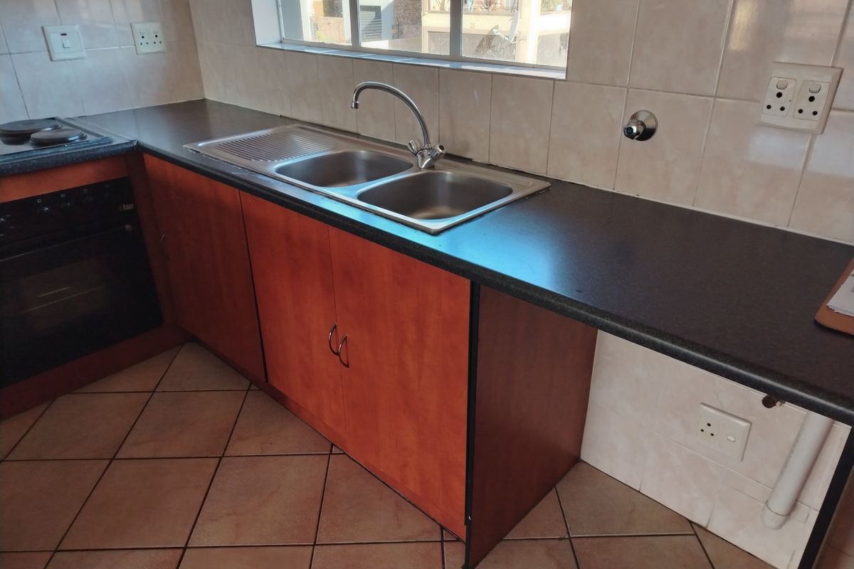 Flat Rental Monthly In Brakpan - Photo 2