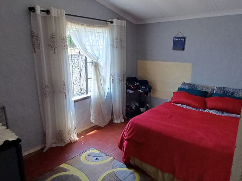 Bargain Starter Home - Photo 6