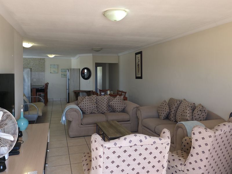 Beautiful 3-Bedroom Apartment with Exceptional Sea Views - Photo 2