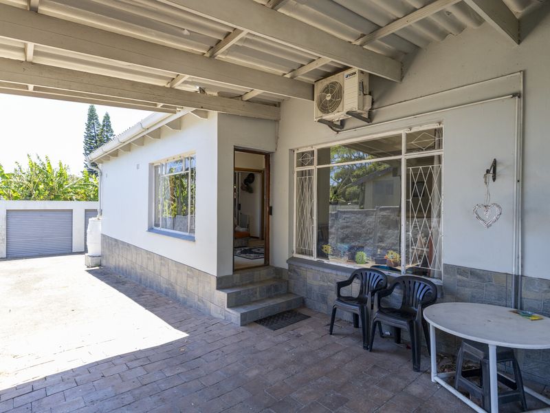 A Family Home Built for Living, Loving & Entertaining in Port Alfred - Photo 6