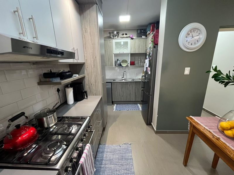 Rare Opportunity! Spacious Ground Floor Apartment in Jacana Estate - Photo 3