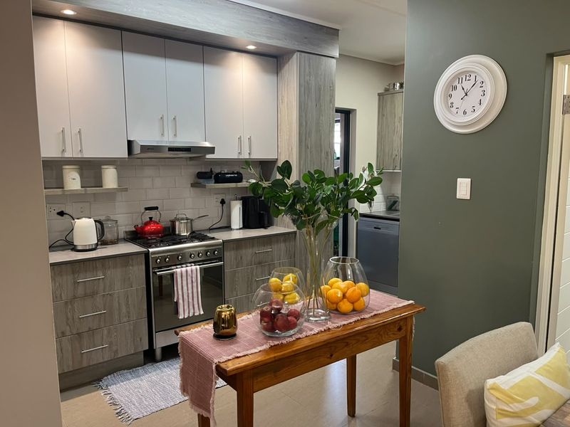 Rare Opportunity! Spacious Ground Floor Apartment in Jacana Estate - Photo 4