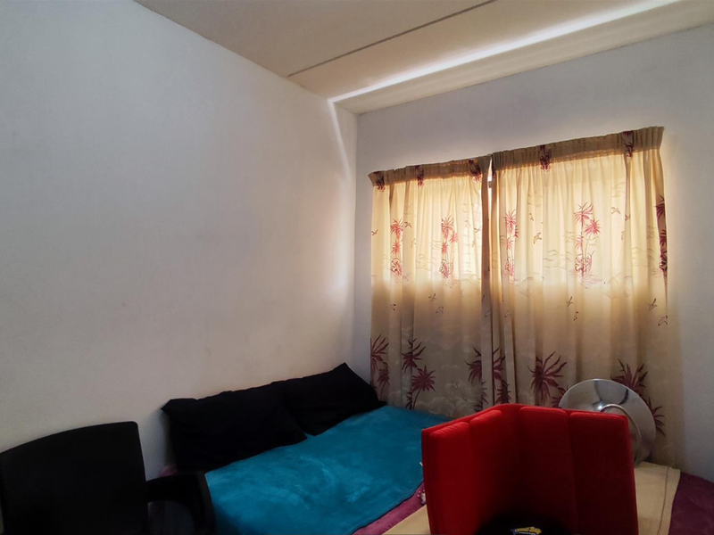 Neat 2 Bedroom Apartment in a Safe, Secure Complex – Ideal for Investors or First Time Buyers - Photo 5