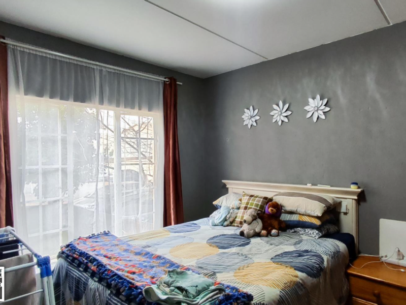 Affordable, Secure and Practical Two Bed Home in Norton Home Estate - Photo 8