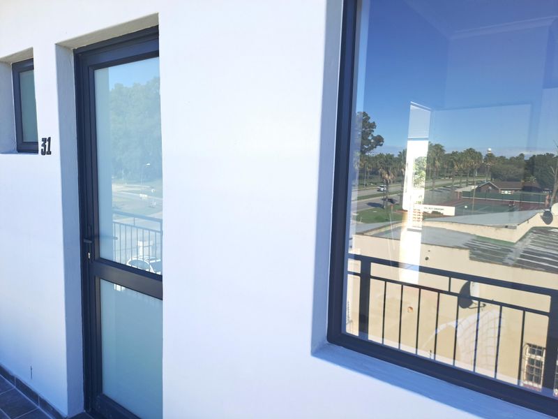 Sunny 2 bedroom unit at The Avenue on Third - Photo 9