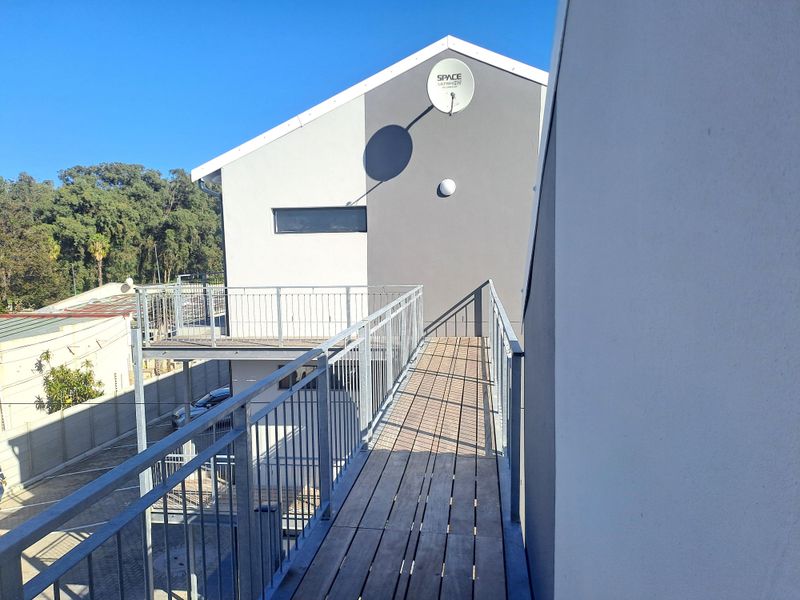 Sunny 2 bedroom unit at The Avenue on Third - Photo 6