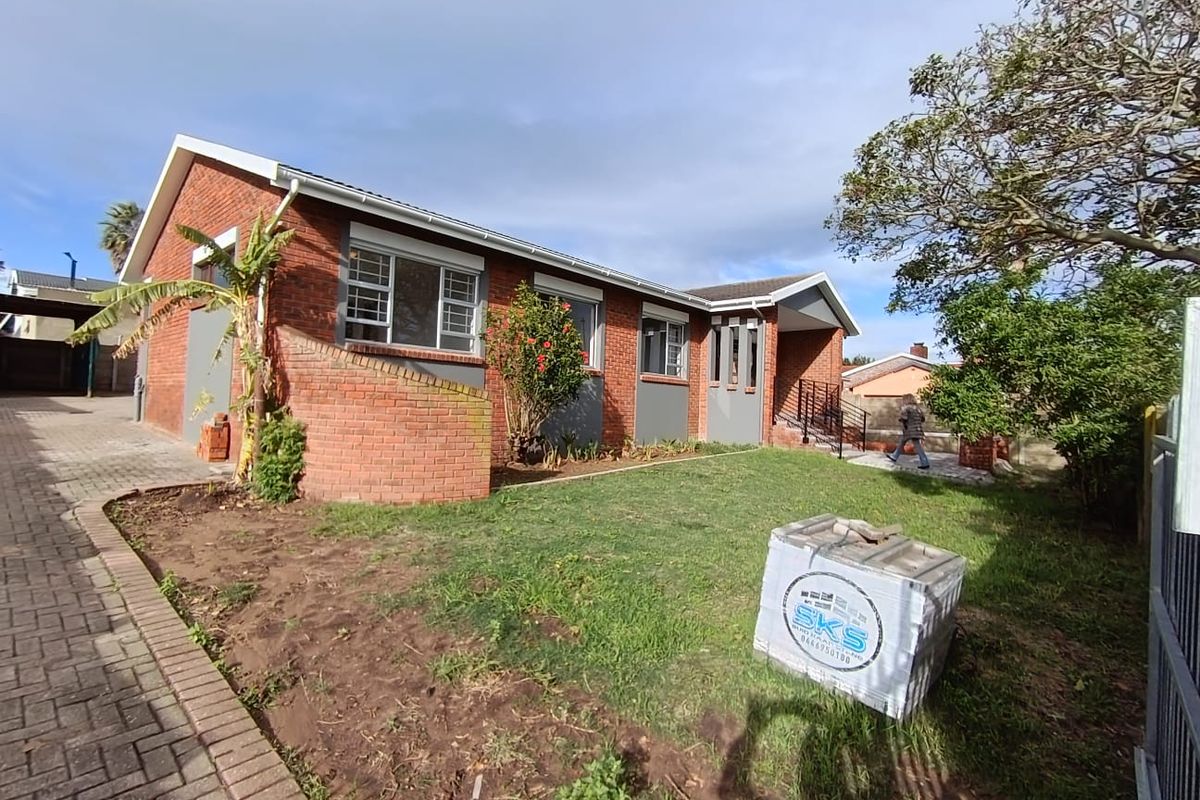 Newly Renovated Family Home in Heiderand – No Transfer Duty! - Photo 4