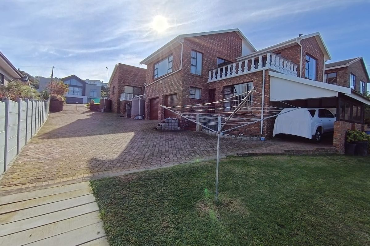 Dual Living Opportunity with Spectacular Ocean Views in Dana Bay - Photo 3