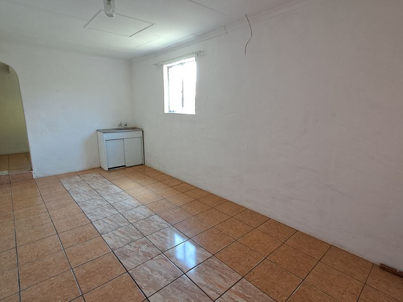 Family home with flatlet available! - Photo 10