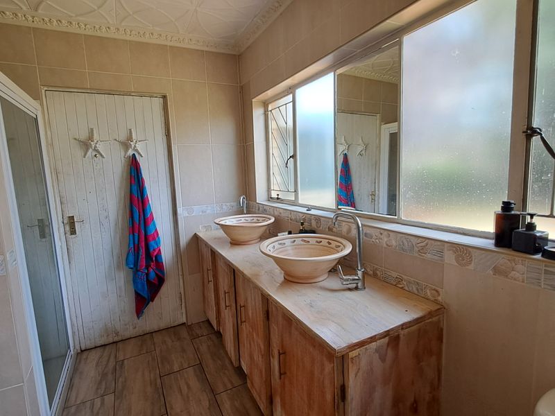 Family home with flatlet available! - Photo 8