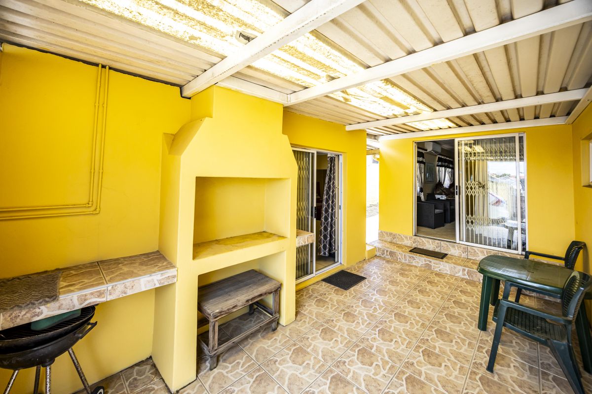 Well positioned and priced home in Chislehurst/Cambridge - Photo 3