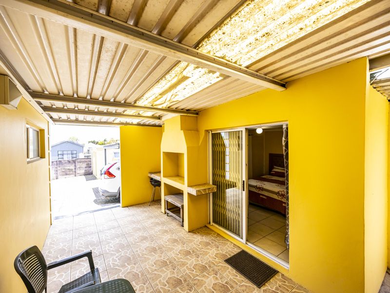 Well positioned and priced home in Chislehurst/Cambridge - Photo 4