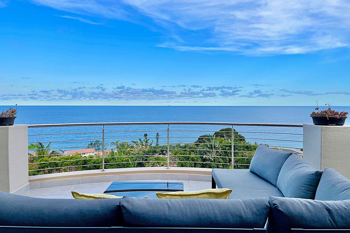 Where Coastal Luxury Meets Effortless Living - Photo 2