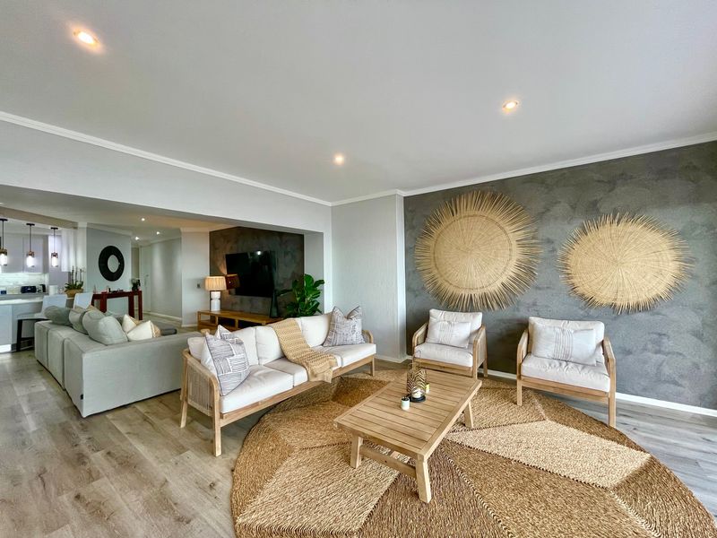 Where Coastal Luxury Meets Effortless Living - Photo 7