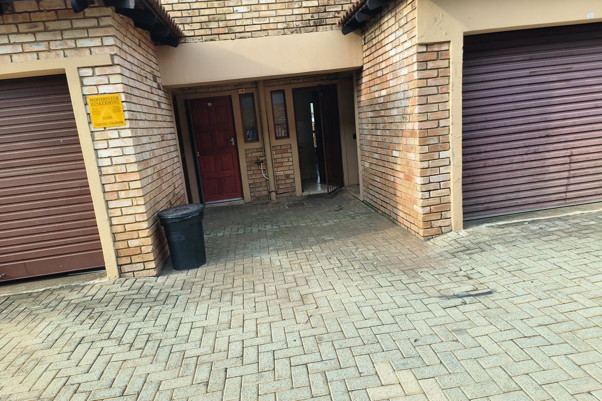 Two Bedroom Duplex apartment for Sale in Die Bult - Photo 3