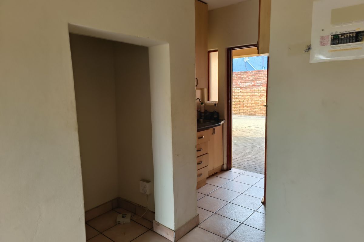 Two Bedroom Duplex apartment for Sale in Die Bult - Photo 5