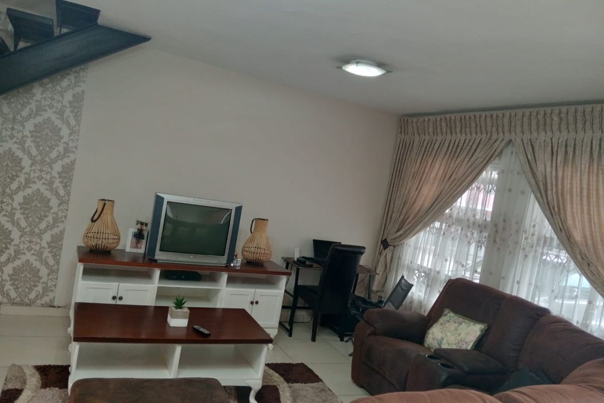 Ideal for family living, now available for sale. - Photo 5