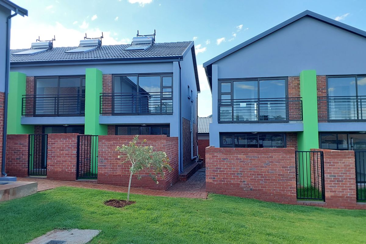 Brand new double-storey unit for sale directly from the developer - Photo 2